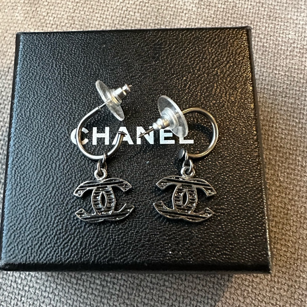 Chanel Earrings Dangle